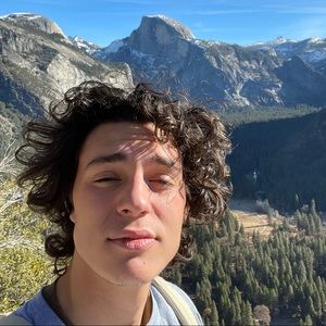 Meet your Posher, Evan